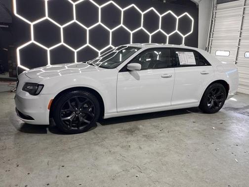 2023 Chrysler 300 S