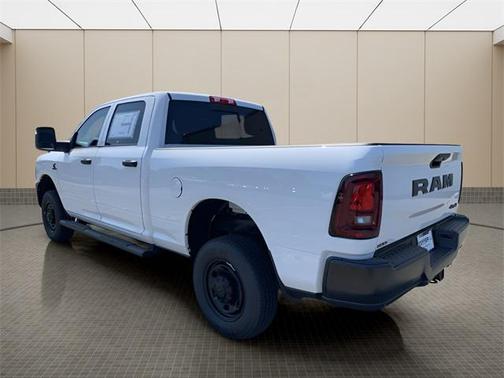 2025 RAM 2500 Tradesman Crew Cab 4x4 6'4' Box