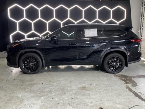 2022 Toyota Highlander Limited