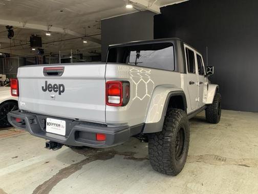 2023 Jeep Gladiator Sport S