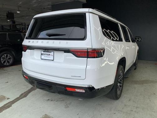 2024 Jeep Wagoneer L Series II 4x4