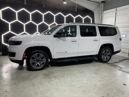 2024 Jeep Wagoneer L Series II 4x4