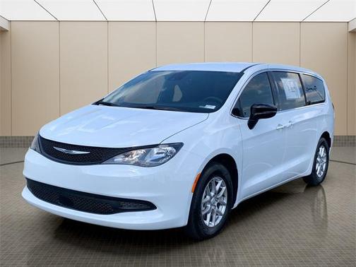 2026 Chrysler Voyager LX