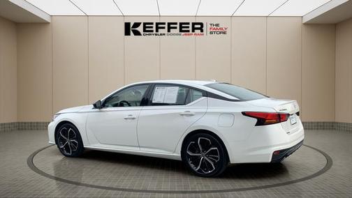 2024 Nissan Altima SR FWD