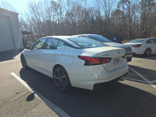 2024 Nissan Altima SR FWD