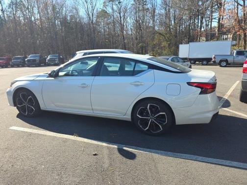 2024 Nissan Altima SR FWD