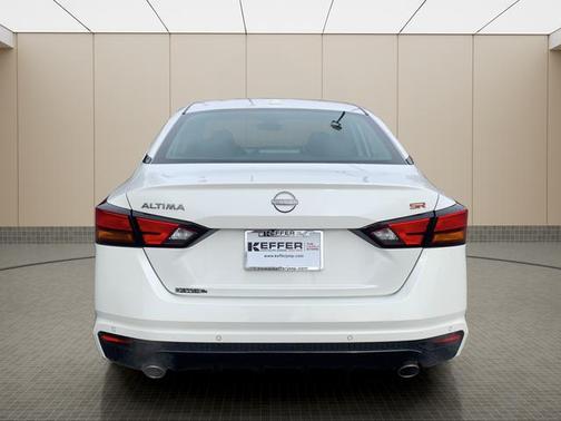 2024 Nissan Altima SR FWD