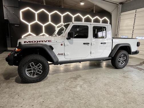 2025 Jeep Gladiator Mojave