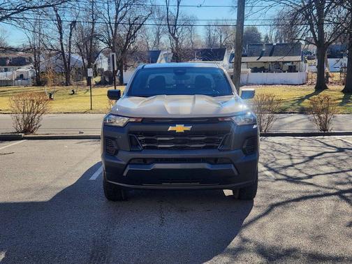 2024 Chevrolet Colorado WT