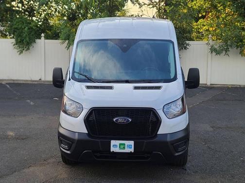 Oxford White 2025 Ford Transit-250 Base