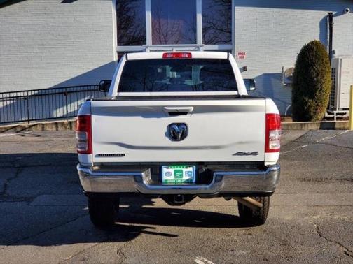 2024 RAM 2500 Big Horn 4x4 4dr Crew Cab 6.3 ft. SB Pickup
