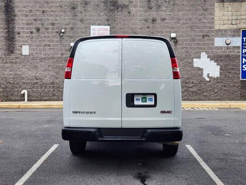 2023 GMC Savana 2500 Work Van