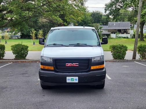 2023 GMC Savana 2500 Work Van
