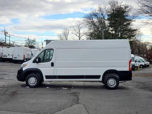 White 2023 RAM ProMaster 2500 High Roof