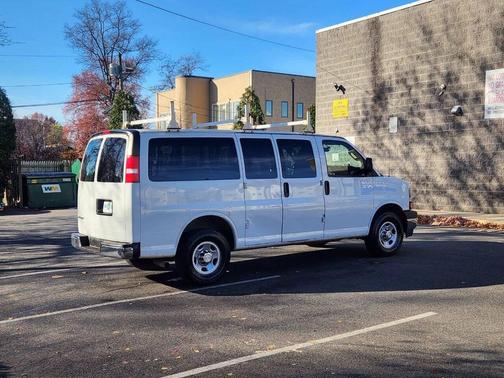 2018 Chevrolet Express 3500 LT