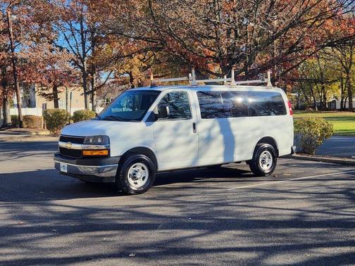 2018 Chevrolet Express 3500 LT