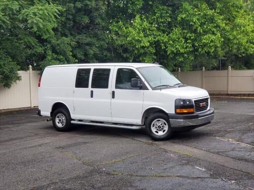 2023 GMC Savana 2500 Work Van