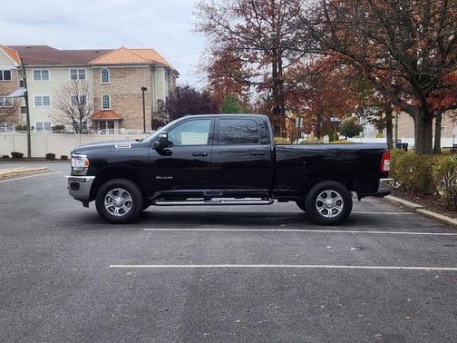 2024 RAM 2500 Big Horn 4x4 4dr Crew Cab 6.3 ft. SB Pickup