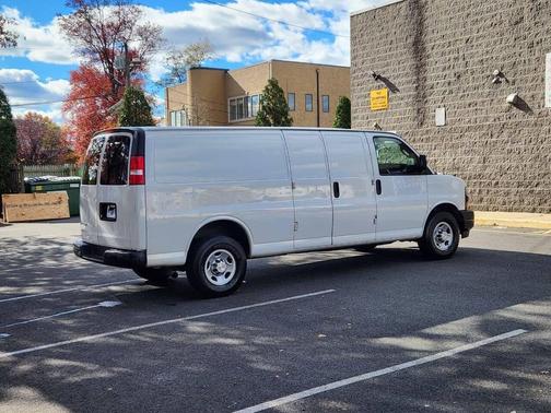 2018 Chevrolet Express 2500 Work Van