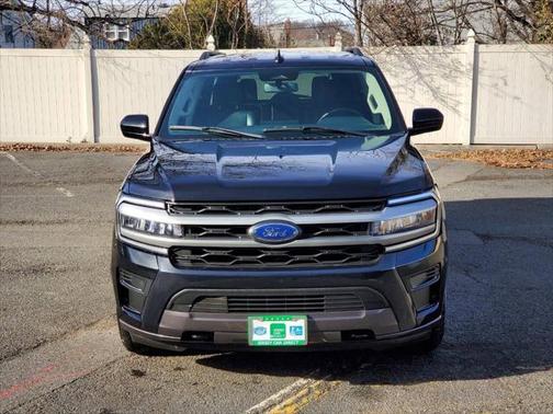 2023 Ford Expedition XLT 4x4 4dr SUV