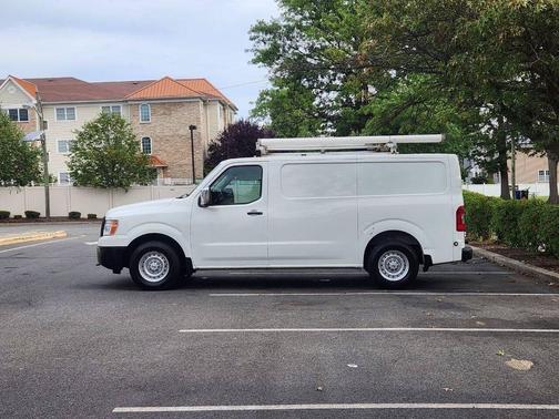 2018 Nissan NV Cargo NV3500 HD S V8