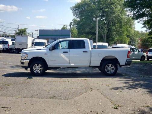 2024 RAM 2500 Big Horn 4x4 4dr Crew Cab 6.3 ft. SB Pickup