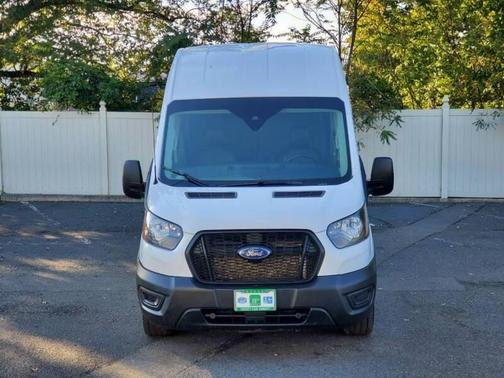 2022 Ford Transit-250 Base