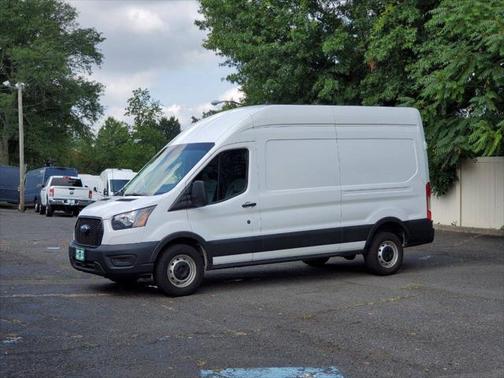 2022 Ford Transit-250 Base