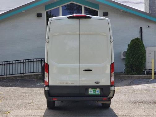 2022 Ford Transit-250 Base