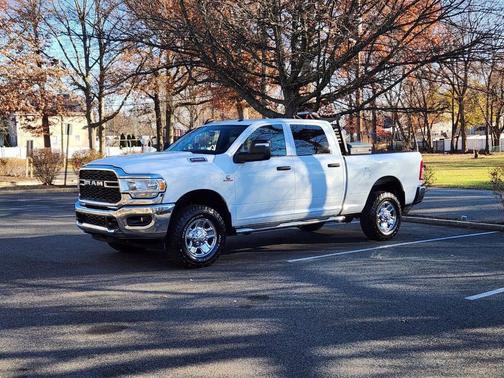 2023 RAM 2500 Tradesman 4x4 4dr Crew Cab 6.3 ft. SB Pickup