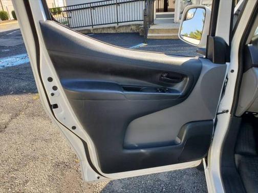 2021 Nissan NV200 SV