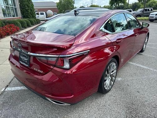 2022 Lexus ES 350 Ultra Luxury