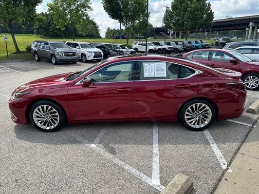 2022 Lexus ES 350 Ultra Luxury