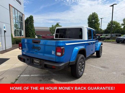 Hydro Blue Pearlcoat 2026 Jeep Gladiator Sport