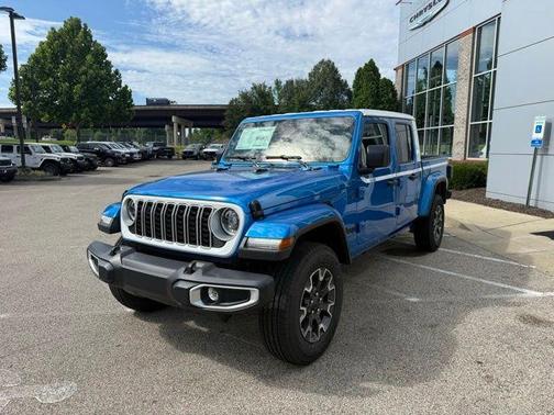 Hydro Blue Pearlcoat 2026 Jeep Gladiator Sport
