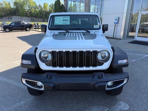 2025 Jeep Gladiator Sport