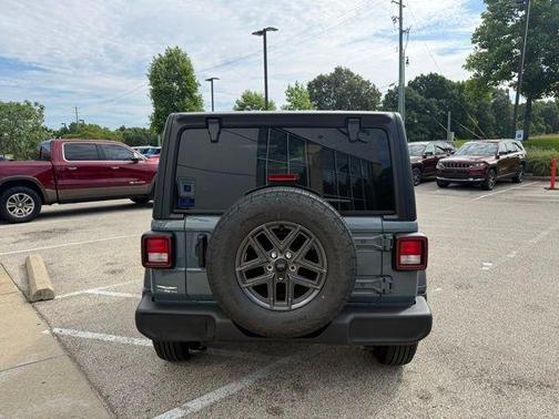 Anvil Clearcoat 2026 Jeep Wrangler Sport