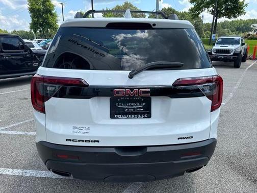 2021 GMC Acadia SLT