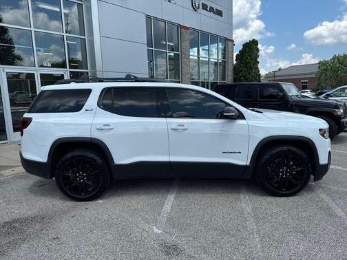 2021 GMC Acadia SLT