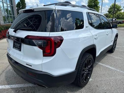 2021 GMC Acadia SLT