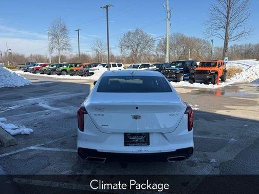 2023 Cadillac CT4 Premium Luxury