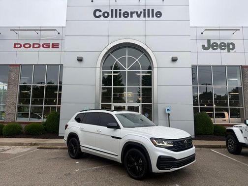 Opal White Pearl Effect 2023 Volkswagen Atlas 3.6 V6 SEL R-Line Black