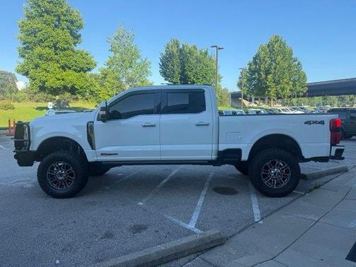 Star White 2023 Ford F-250 Limited