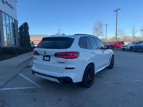 2023 BMW X5 M50i
