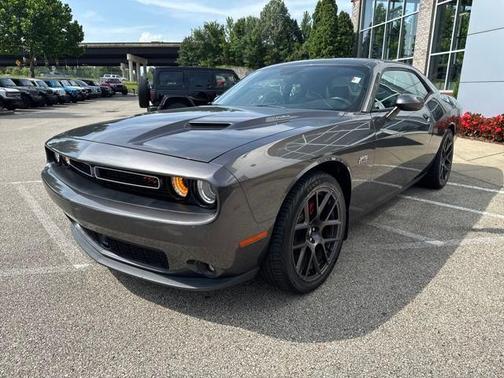 2016 Dodge Challenger R/T