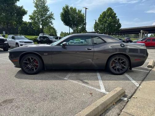 2016 Dodge Challenger R/T