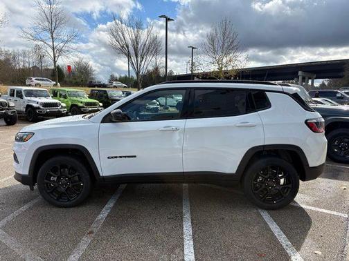 2026 Jeep Compass Latitude