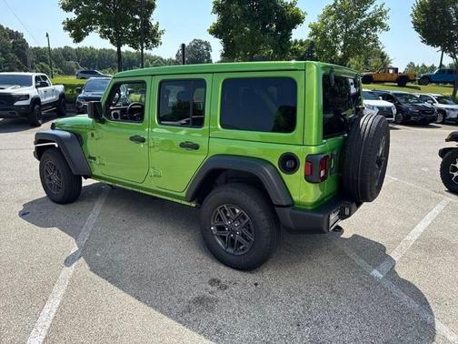 2025 Jeep Wrangler Sport