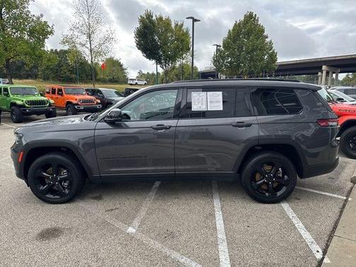 2024 Jeep Grand Cherokee L Laredo