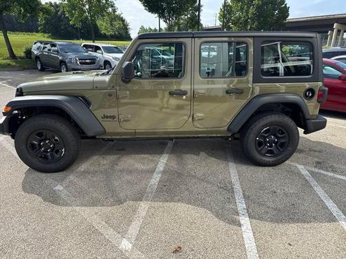 2025 Jeep Wrangler Sport